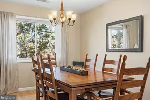 2617 Woodfern Ct, Woodbridge, VA 22192 - Photo 13