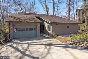 2617 Woodfern Ct, Woodbridge, VA 22192 - Photo 1