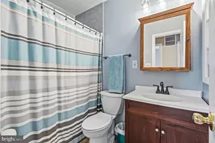 2617 Woodfern Ct, Woodbridge, VA 22192 - Photo 39