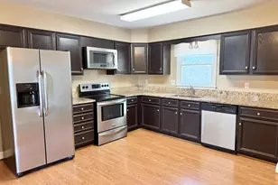 15407 Skyline Dr, Dumfries, VA 22025 - Photo 5