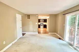15407 Skyline Dr, Dumfries, VA 22025 - Photo 13