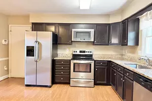 15407 Skyline Dr, Dumfries, VA 22025 - Photo 3