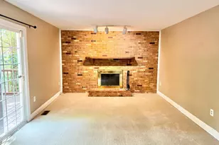 15407 Skyline Dr, Dumfries, VA 22025 - Photo 7