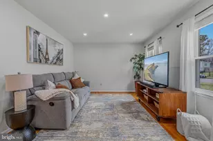 13005 Kingswell Dr, Woodbridge, VA 22193 - Photo 9