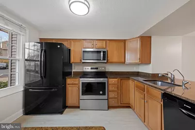 1656 Thenia Place #3-2, Woodbridge, VA 22192 - Photo 7