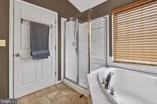 9820 Cheshire Ridge Cir, Manassas, VA 20110 - Photo 15