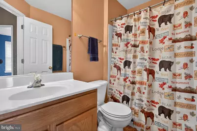 9820 Cheshire Ridge Circle, Manassas, VA 20110 - Photo 17