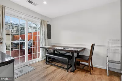 12306 Woodlawn Court, Woodbridge, VA 22192 - Photo 5