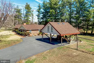 6017 Wheeler Ln, Broad Run, VA 20137 - Photo 7