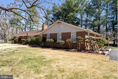 6017 Wheeler Lane, Broad Run, VA 20137 - Photo 11