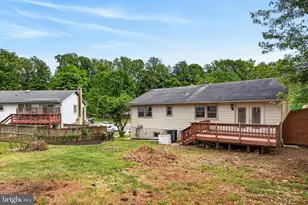 4002 Forge Dr, Woodbridge, VA 22193 - Photo 47