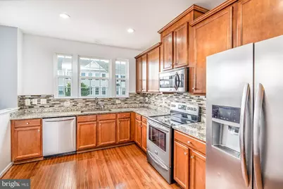 8206 Heritage Crossing Court, Manassas, VA 20109 - Photo 9