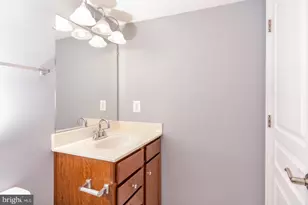 8206 Heritage Crossing Ct, Manassas, VA 20109 - Photo 33