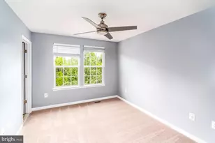 8206 Heritage Crossing Ct, Manassas, VA 20109 - Photo 17