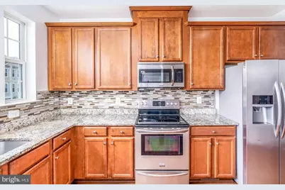 8206 Heritage Crossing Court, Manassas, VA 20109 - Photo 11