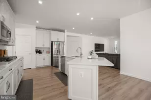 3608 Plumage Ct, Woodbridge, VA 22193 - Photo 15