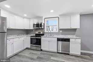 14211 Randall Dr, Woodbridge, VA 22191 - Photo 5