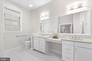 13712 Long Ridge Dr, Gainesville, VA 20155 - Photo 21