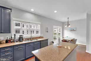 92 Washington St, Occoquan, VA 22125 - Photo 17