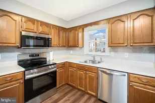 12950 Lockleven Ln, Woodbridge, VA 22192 - Photo 13