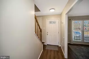 12950 Lockleven Ln, Woodbridge, VA 22192 - Photo 5