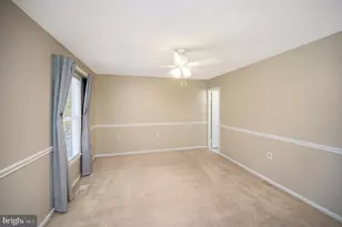 12950 Lockleven Ln, Woodbridge, VA 22192 - Photo 21