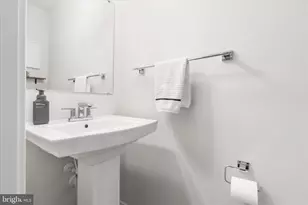 10318 Heritage Trl Ct, Manassas, VA 20109 - Photo 17