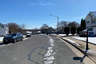 13151 Opal Ln, Woodbridge, VA 22193 - Photo 3