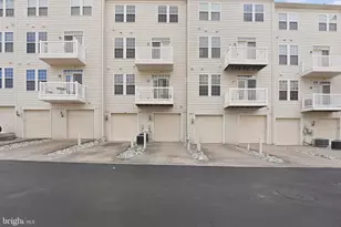 2623 Eastbourne Dr, Woodbridge, VA 22191 - Photo 23