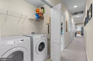 13879 Gullane Dr, Woodbridge, VA 22191 - Photo 35