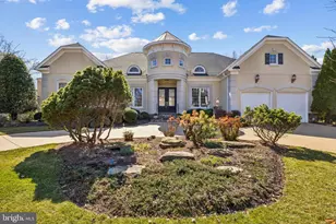 8268 Roxborough Loop, Gainesville, VA 20155 - Photo 3