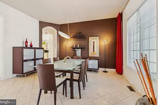 8268 Roxborough Loop, Gainesville, VA 20155 - Photo 17