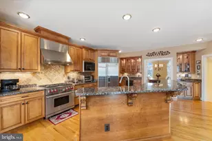 8382 Pedigrue Ct, Gainesville, VA 20155 - Photo 15