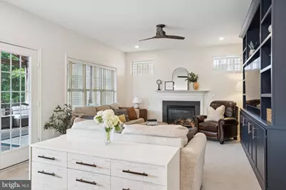 4925 Breeze Way, Dumfries, VA 22025 - Photo 19