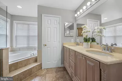 4925 Breeze Way, Dumfries, VA 22025 - Photo 45