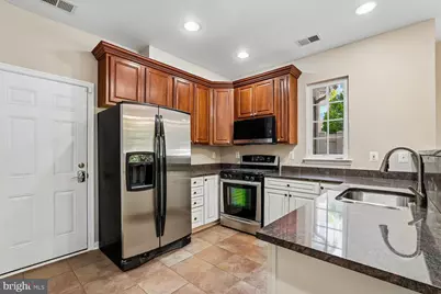 7140 Little Thames Drive, Gainesville, VA 20155 - Photo 5