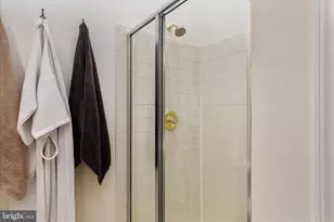 124 E Colonial Dr, Occoquan, VA 22125 - Photo 21