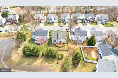 8304 Tenbrook Drive, Gainesville, VA 20155 - Photo 3