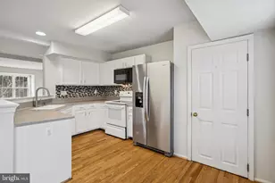 14324 Springfield Ct, Gainesville, VA 20155 - Photo 19