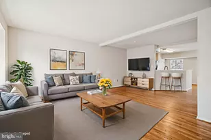 14324 Springfield Ct, Gainesville, VA 20155 - Photo 7