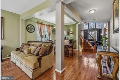 8716 Raleigh Mews, Gainesville, VA 20155 - Photo 5