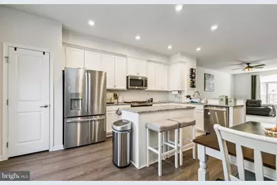 18304 Reaper Hill Court, Triangle, VA 22172 - Photo 11