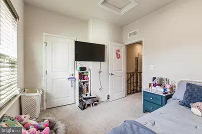 18304 Reaper Hill Court, Triangle, VA 22172 - Photo 19