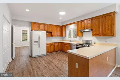 5130 Cannon Bluff Drive, Woodbridge, VA 22192 - Photo 9