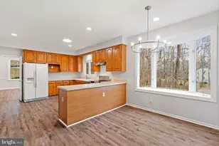 5130 Cannon Bluff Dr, Woodbridge, VA 22192 - Photo 13