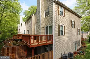 16252 Taconic Cir, Dumfries, VA 22025 - Photo 7