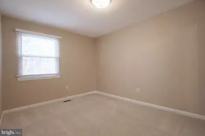 16252 Taconic Circle, Dumfries, VA 22025 - Photo 17