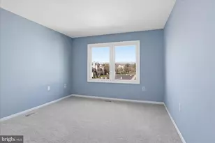 7545 Belle Grae Dr, Manassas, VA 20109 - Photo 17