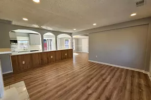 1717 Varsity Dr, Woodbridge, VA 22191 - Photo 7