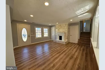 1717 Varsity Drive, Woodbridge, VA 22191 - Photo 9